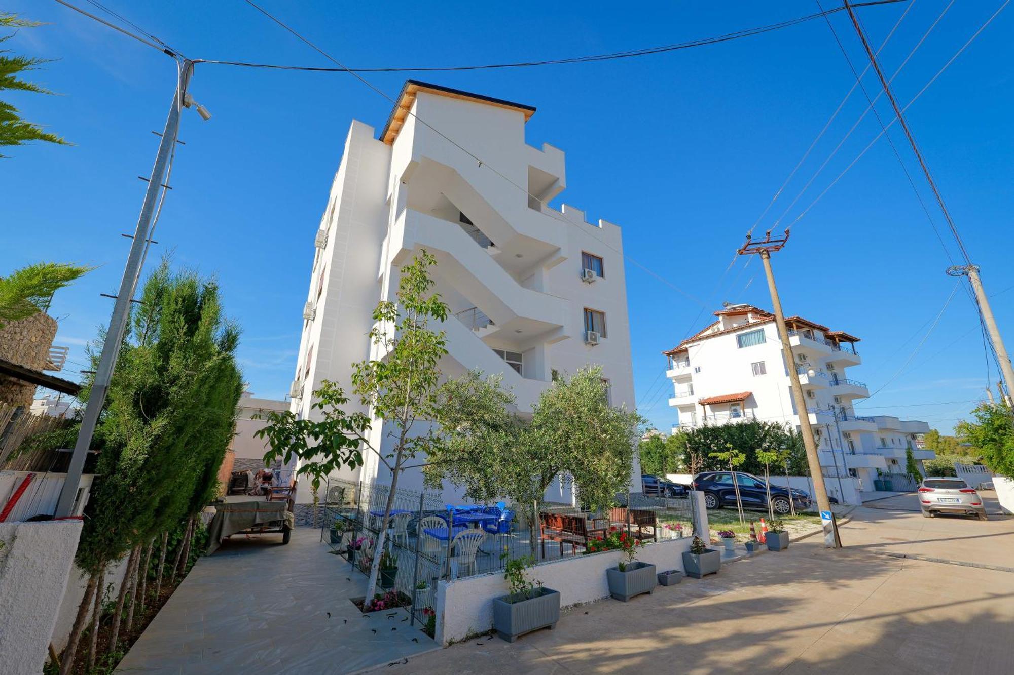 Central Garden Residence Sofia - Free Parking Εξαμίλιο Εξωτερικό φωτογραφία