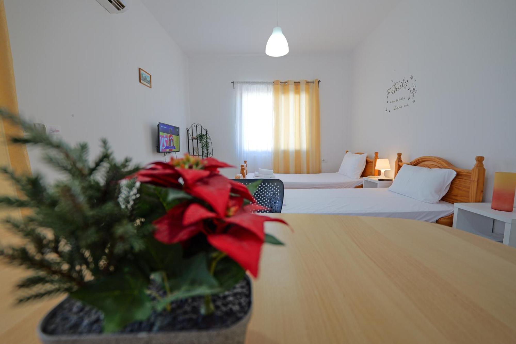 Central Garden Residence Sofia - Free Parking Εξαμίλιο Εξωτερικό φωτογραφία
