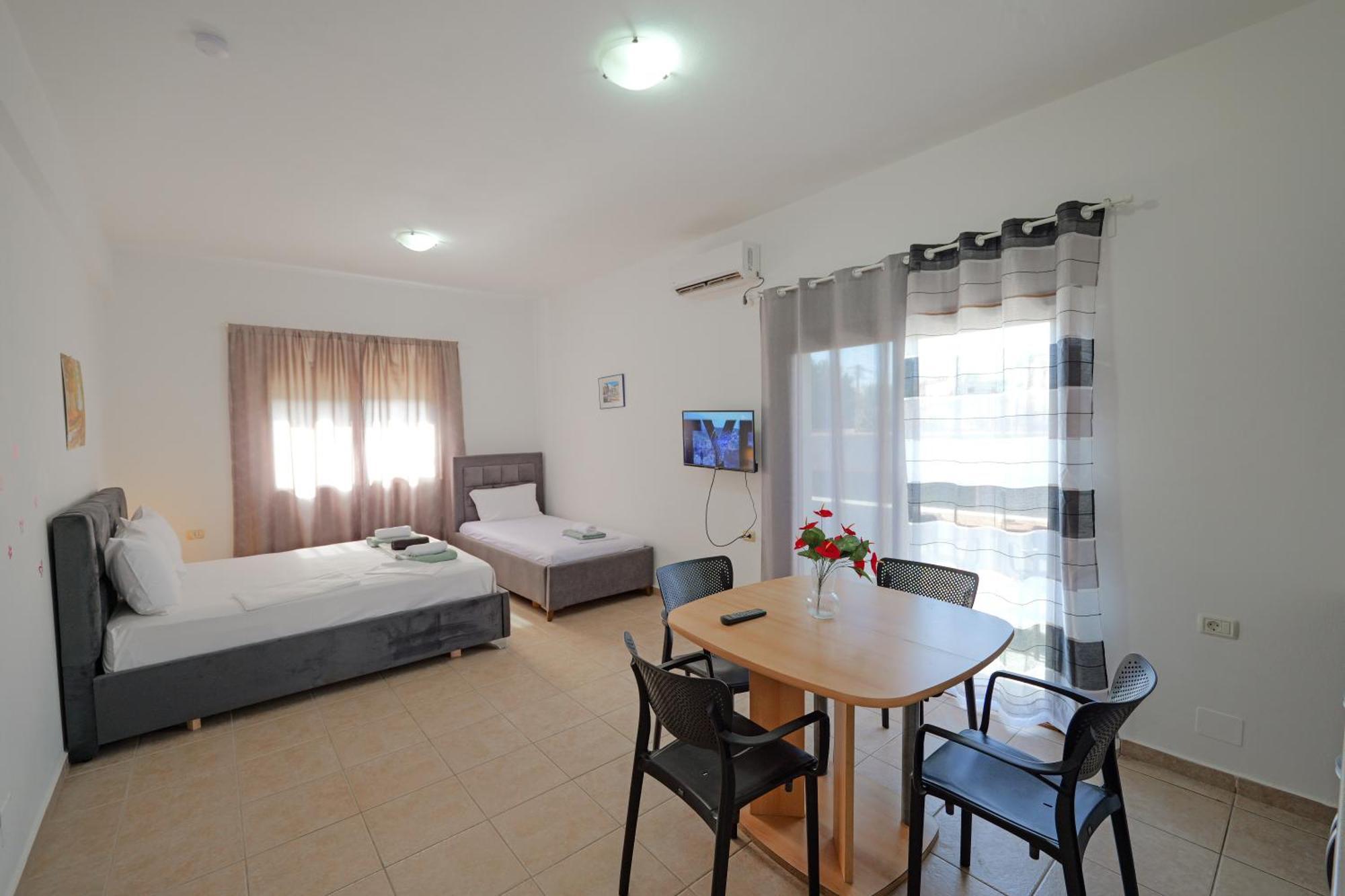 Central Garden Residence Sofia - Free Parking Εξαμίλιο Εξωτερικό φωτογραφία